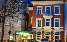 Hotel Hanseatic Lubeck Exterior photo