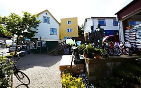 62N Guesthouse - City Center Torshavn Exterior photo