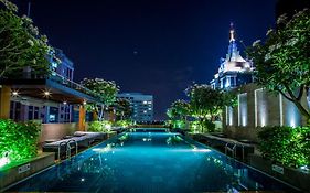 Oakwood Premier Prestige Bangalore Hotel Exterior photo