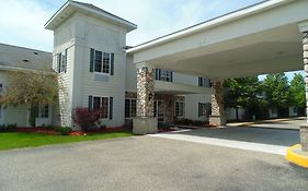 American Inn And Suites Houghton Lake Exterior photo