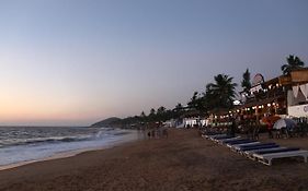 Fabhotel Anjuna Beachfront Exterior photo