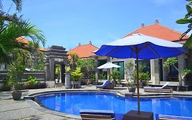 Taman Damai Bungalow Hotel Tanjung Benoa  Exterior photo