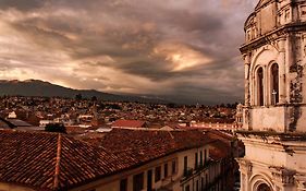 Check Inn Bed And Breakfast Cuenca Exterior photo