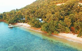 Alam Indah Busuanga Beach And Villas Exterior photo