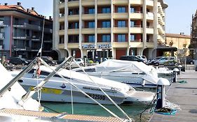 Laguna Palace Hotel Grado Exterior photo