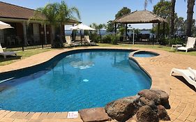 Capricorn Motor Inn Mulwala Exterior photo