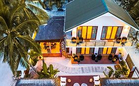 Veli Vilaa Hotel Dhiffushi Exterior photo