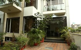 Imperial Apartments Huda City Gurgaon Exterior photo