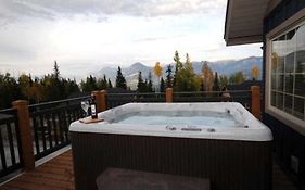 Aspens At Kicking Horse Mountain Resort Golden Exterior photo