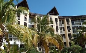 Le Grand Hotel Des Mascareignes Saint-Paul Exterior photo