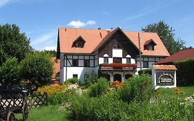 Gosciniec Nowa Wioska Bed & Breakfast Walbrzych Exterior photo