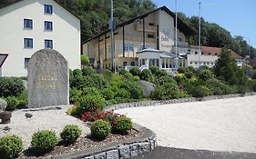 Hotel Burgwirt Deggendorf Exterior photo