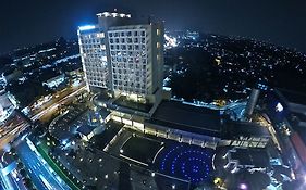 The Margo Hotel Depok Exterior photo