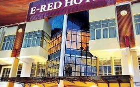 E-Red Hotel Alma Cosmo Bukit Mertajam Exterior photo