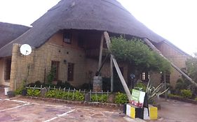 Camel'S Inn Lodge Gaborone Exterior photo