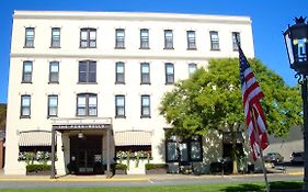 Penn Wells Hotel Wellsboro Exterior photo