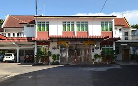 Megastar Inn Vacation Stay Kangar Exterior photo