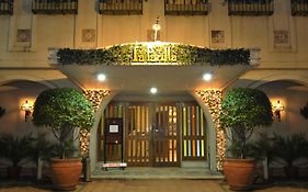La Parilla Hotel Cabanatuan City Exterior photo