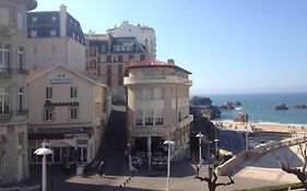 Le Petit Hotel Biarritz Exterior photo