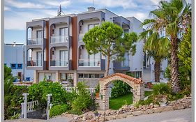 Calis Hotel Cesme Exterior photo