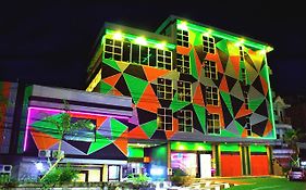 Sevensix Hotel Balikpapan Exterior photo