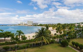 Turtle Towers Apartments Ocho Rios Exterior photo