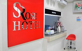 S Rose Hotel Sepang Exterior photo