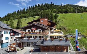 Hotel Turna Malbun Exterior photo