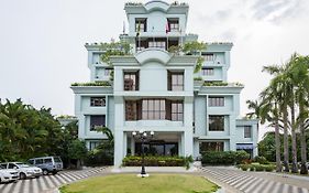 The Windsor Castle Hotel Kottayam Exterior photo