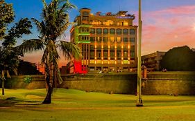 The Bayleaf Intramuros Hotel Manila Exterior photo