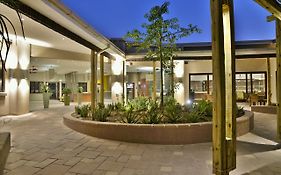 Cresta Maun Hotel Exterior photo