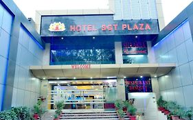 Hotel Sgt Plaza Varanasi Exterior photo