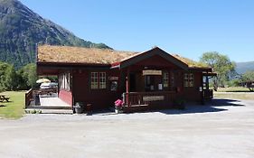 Trollstigen Resort Andalsnes Exterior photo