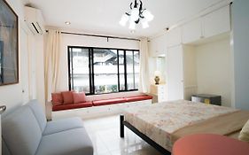 Airlink Bnb Bed & Breakfast Bangkok Exterior photo