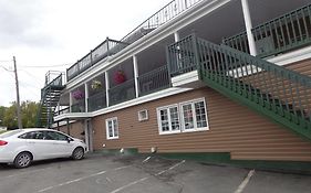 Happy Motel Edmundston Exterior photo