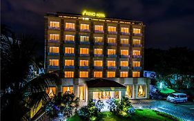 Reno Hotel Yangon Exterior photo