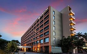 Southern Sun Newlands Hotel Cape Town Exterior photo