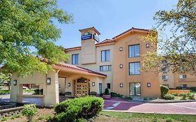 Days Inn & Suites By Wyndham Arlington Heights Exterior photo