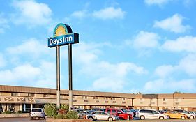 Days Inn By Wyndham Elk Grove Village O'Hare Airport West Exterior photo