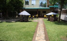 Kays Lodge Dar es Salaam Exterior photo