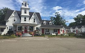 Lakelawn B&B And Motel Yarmouth Exterior photo