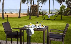 Royal Palms Beach Hotel Kalutara Exterior photo