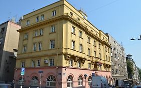 Petar Drapsin Hostel Belgrade Exterior photo