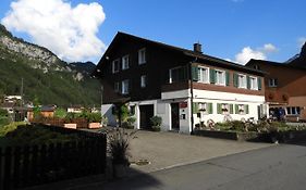 Bnbetschart Bed & Breakfast Muotathal Exterior photo