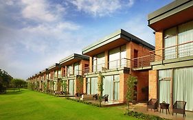 Taj Damdama Lake Resort & Spa, Gurugram Gurgaon Exterior photo