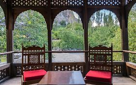 Serena Khaplu Palace Hotel Skardu Exterior photo