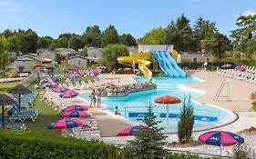 Camping Officiel Siblu Domaine De Dugny Hotel Onzain Exterior photo