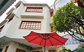 Hostal Macaw Guayaquil Exterior photo