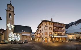 Hotel Compagnoni Livigno Exterior photo