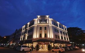 Corsica Hotel Kulai Exterior photo